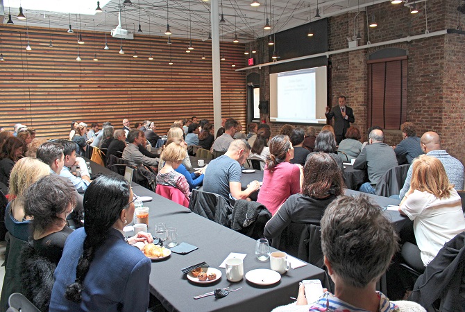Attorney Jerry Feeney teaching a real estate agent course